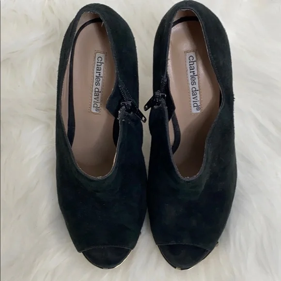 Charles David Heels - Picture 2 of 6